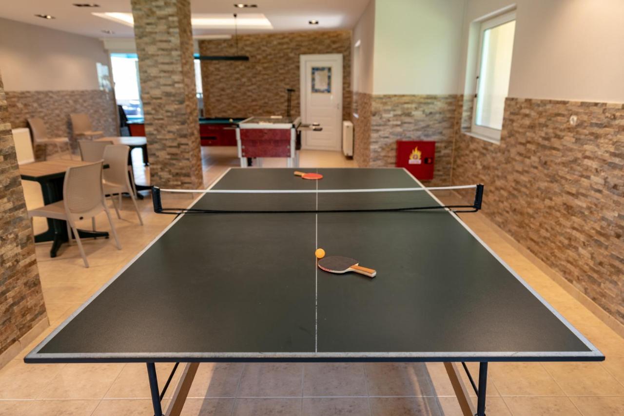Anilio Plaza Aparthotel Zacharo Bagian luar foto