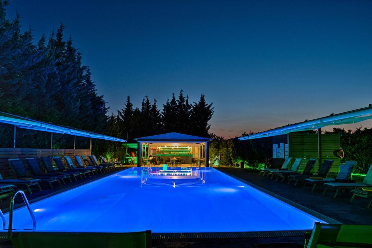 Anilio Plaza Aparthotel Zacharo Bagian luar foto