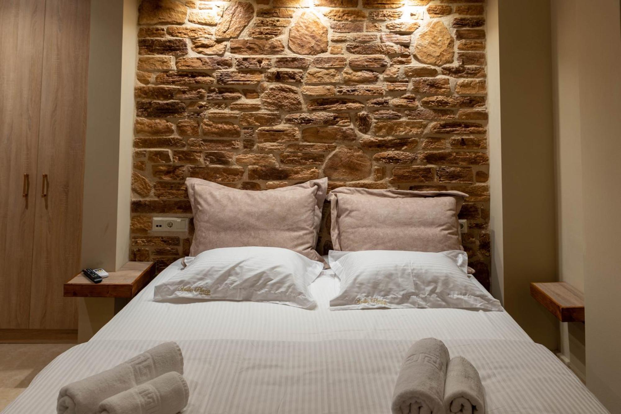 Anilio Plaza Aparthotel Zacharo Ruang foto